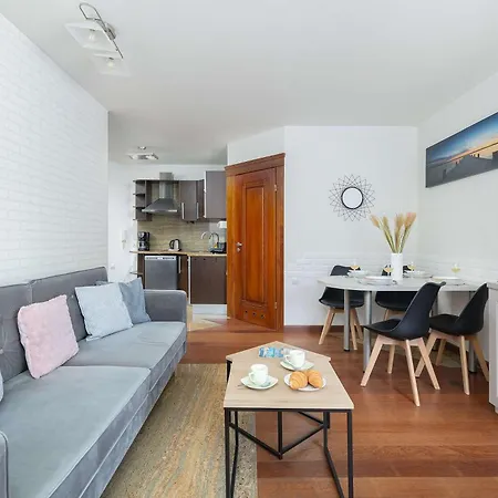 Bright Morskie Oko With Balcony By Renters Apartment *