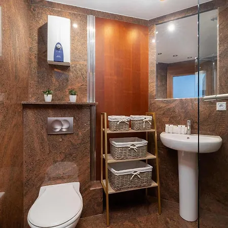 Bright Morskie Oko With Balcony By Renters Apartment Misdroy