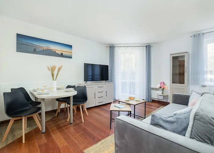 Bright Morskie Oko With Balcony By Renters Апартаменты