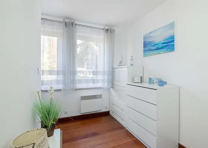 Апартаменты Bright Morskie Oko With Balcony By Renters Мендзыздрое