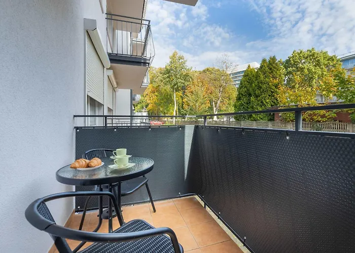 Bright Morskie Oko With Balcony By Renters Апартаменты *